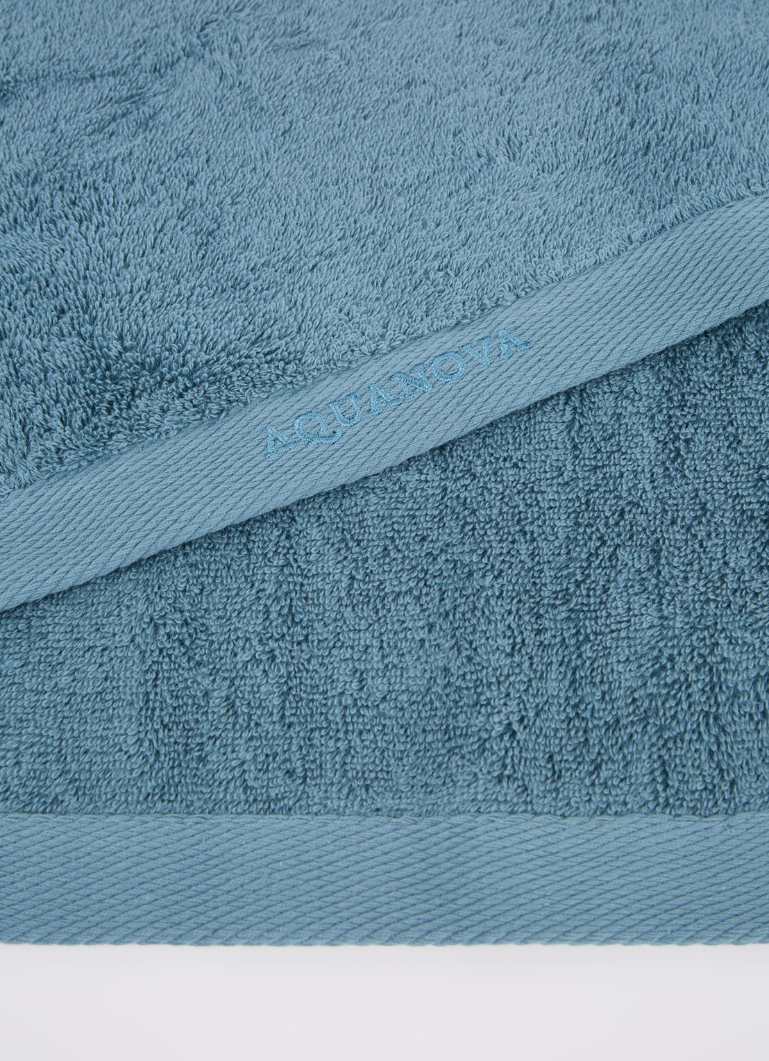 Aquanova Rio handdoek set van 4 - 500 gr/m2 - detail 3 blauwgrijs