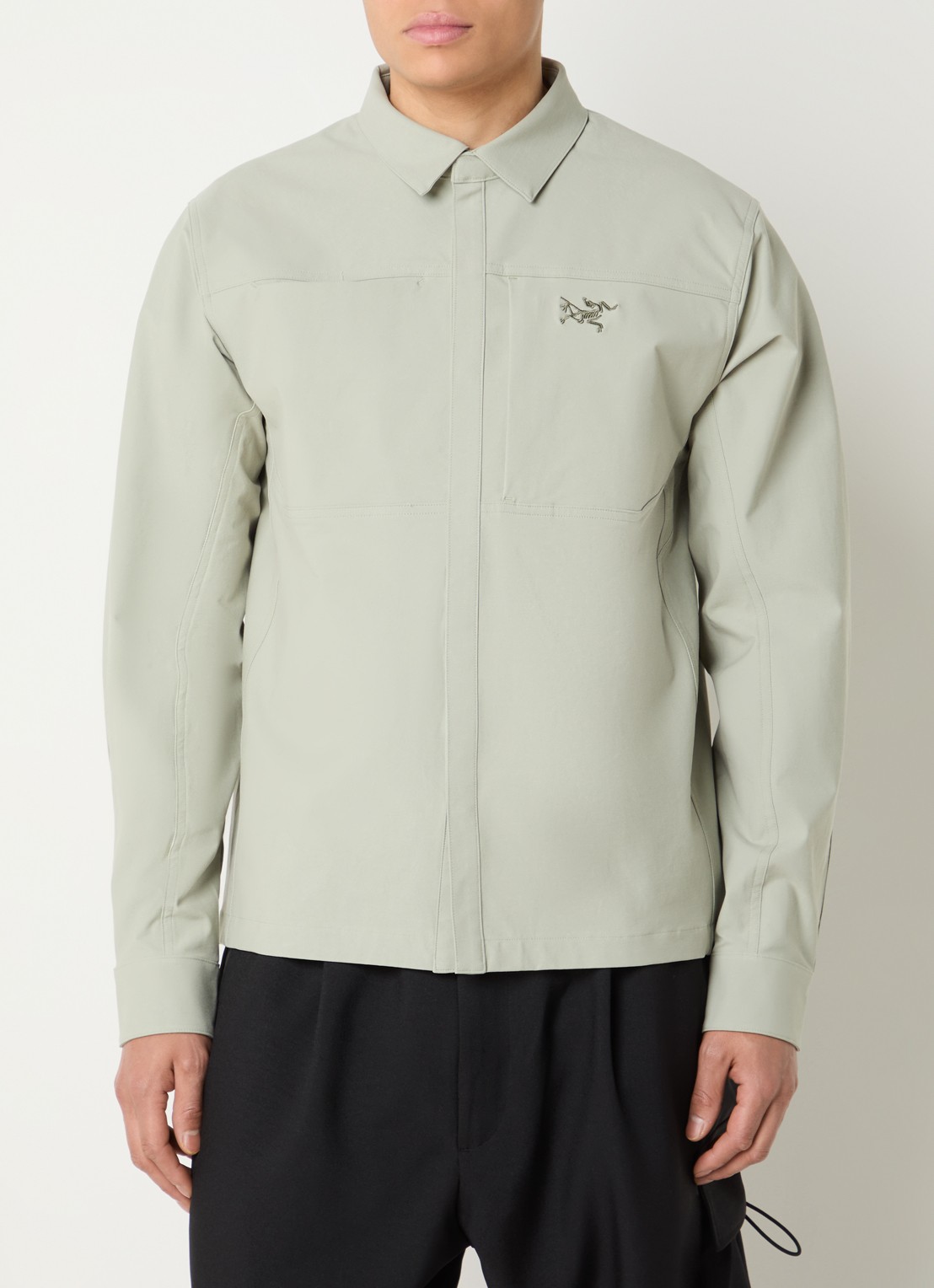 Arc'teryx Cronin regular fit overshirt met logoborduring - detail 4 lindegroen