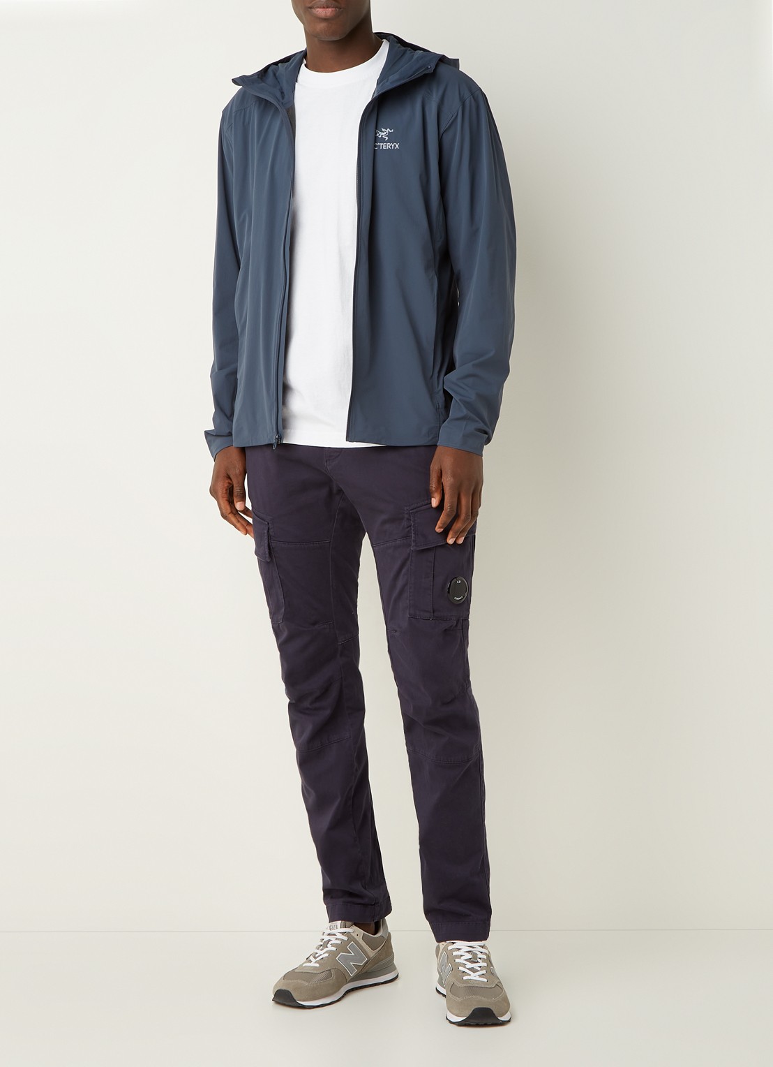 Arc'teryx Gamma softshell jack met capuchon en ritszakken - voorkant 2 donkerblauw