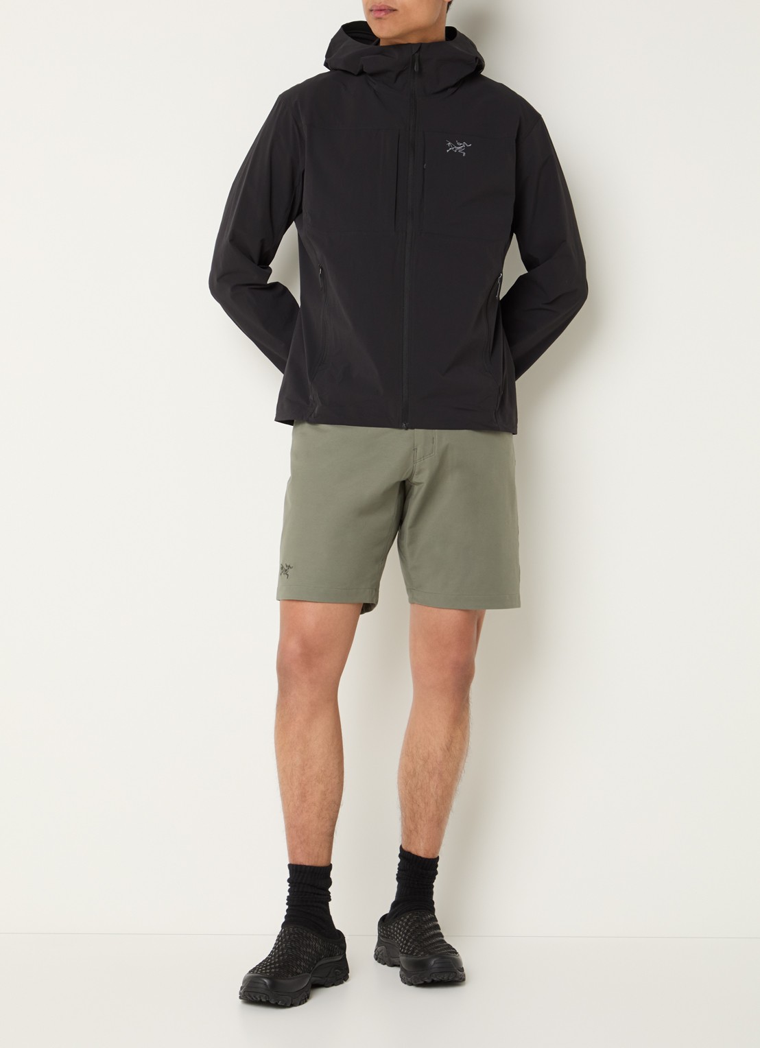 Arc'teryx Gamma windjack met logoborduring en ritszakken - voorkant 3 zwart