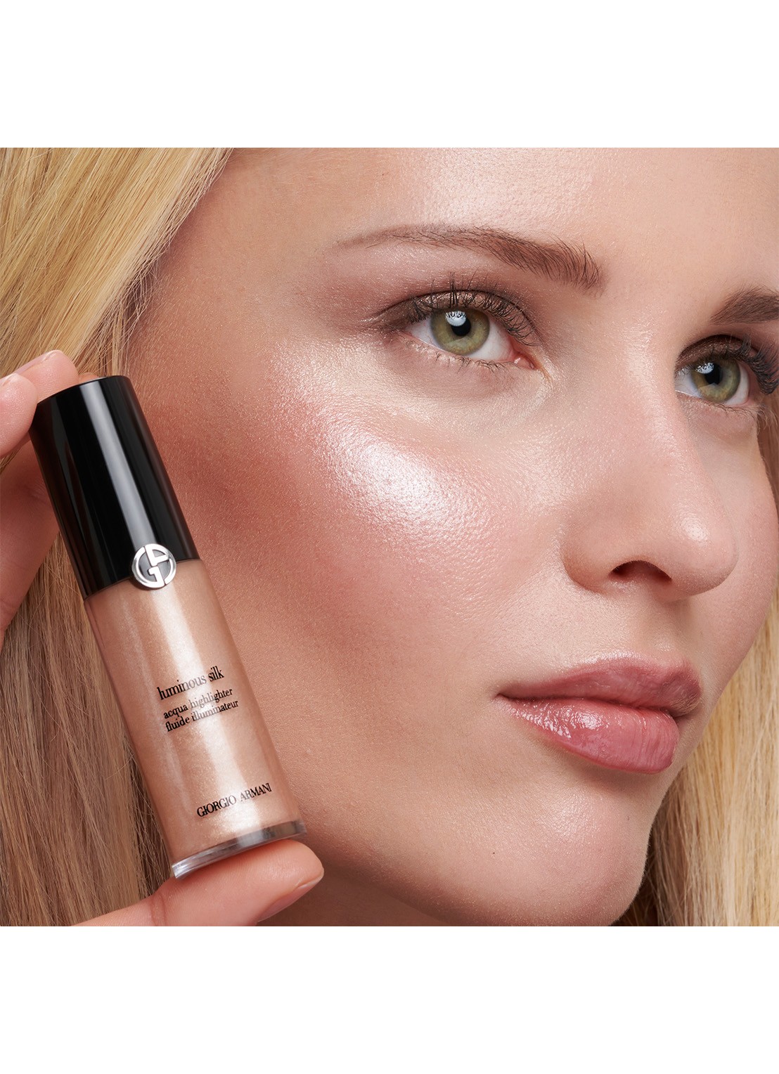 Armani Beauty  Luminous Silk Acqua Vloeibare Highlighter - detail 5 halo 01