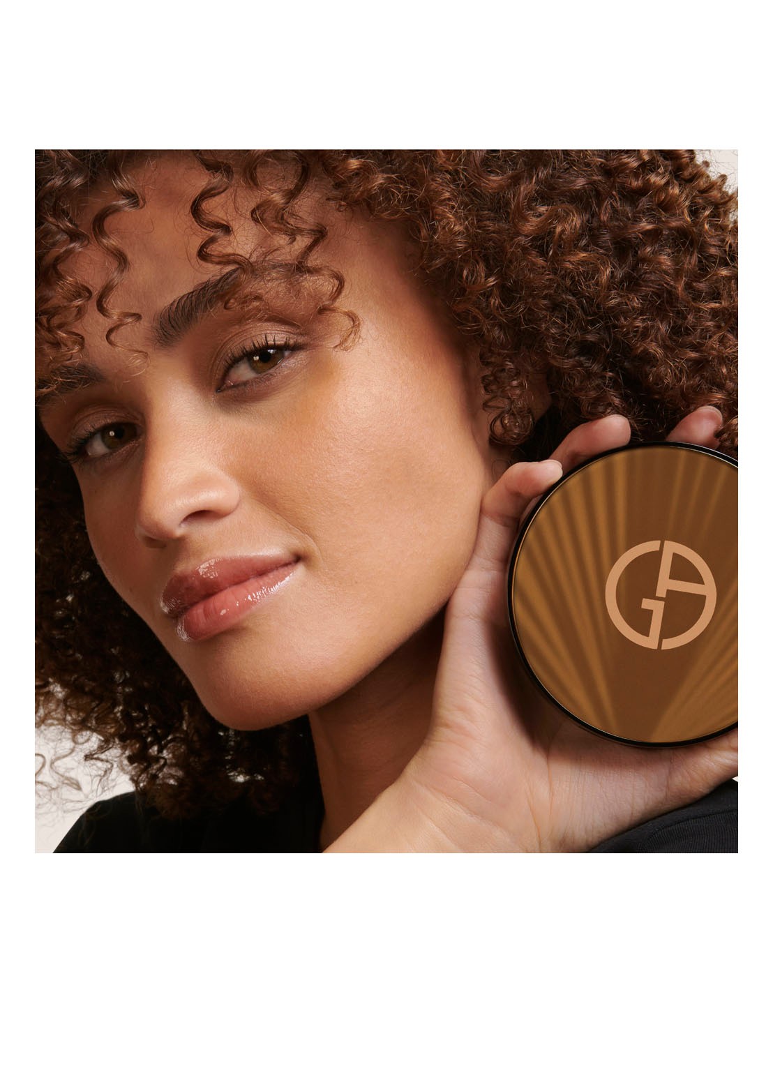 Armani Beauty Luminous Silk Bronzing Powder - Limited Edition - detail 5 110 os