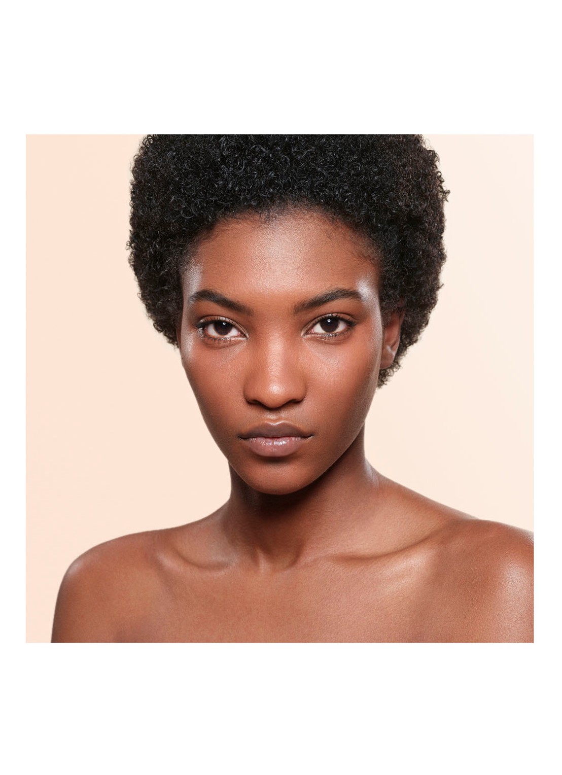 Armani Beauty Luminous Silk Foundation - detail 6 10