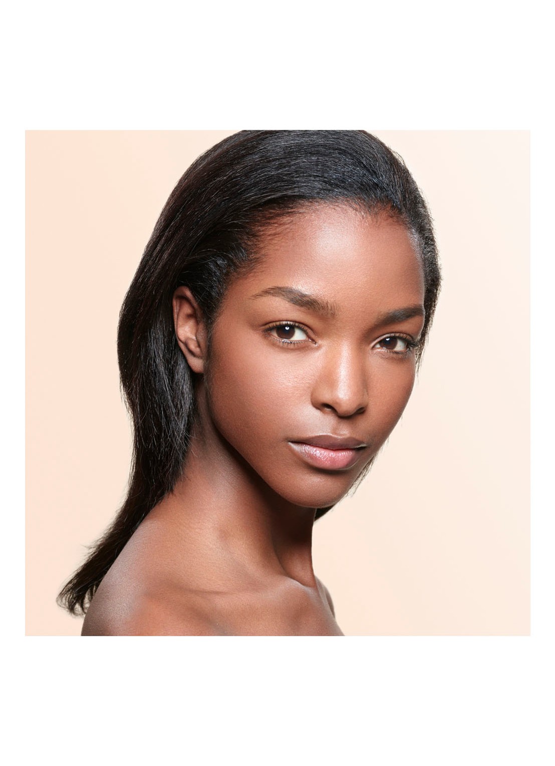 Armani Beauty Luminous Silk Foundation - detail 4 11