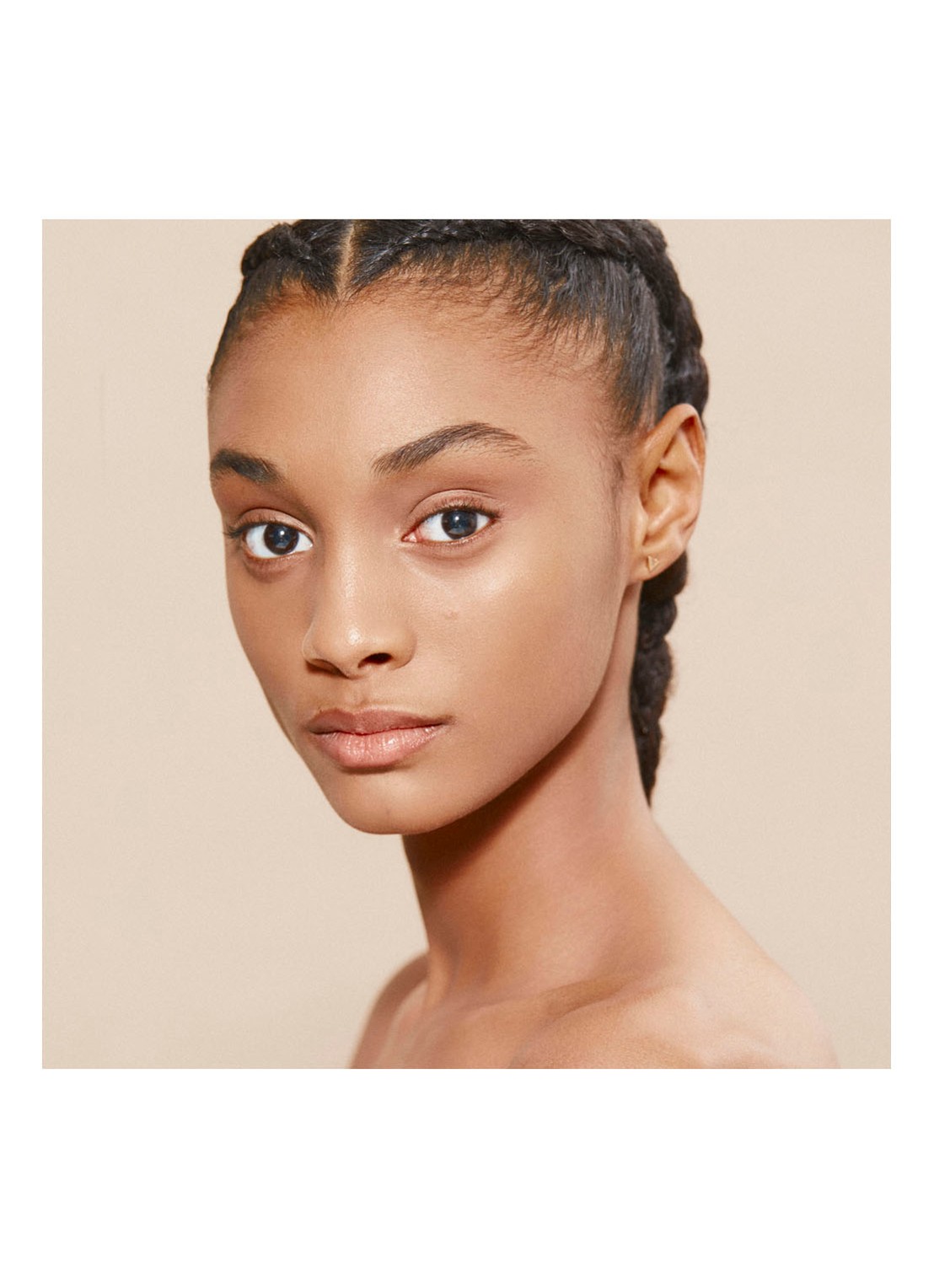 Armani Beauty Luminous Silk Foundation - detail 4 7.8