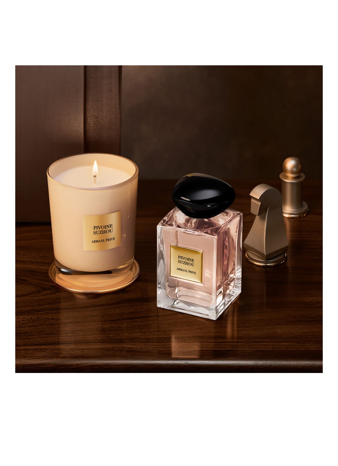 Armani Beauty Privé Pivoine Suzhou - geurkaars 175 gram - detail 5 beige
