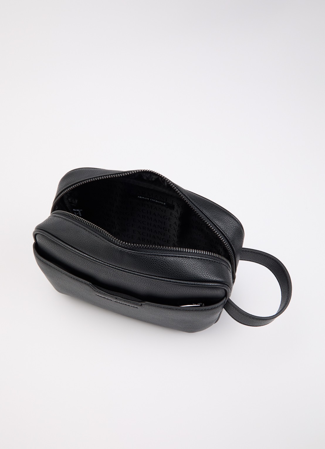 Armani Beautycase met logo en structuur - voorkant 2 zwart