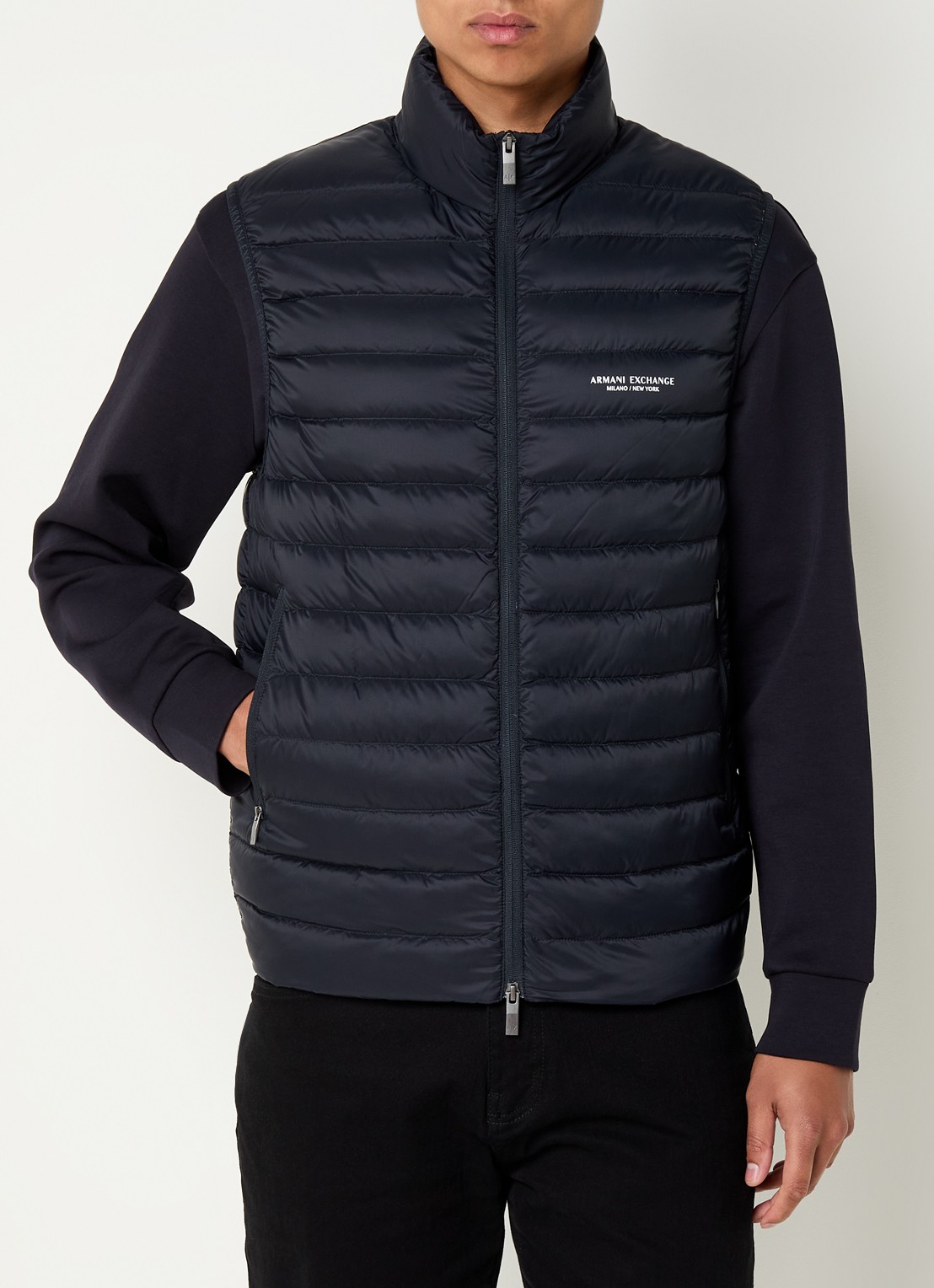 Armani Bodywarmer met donsvulling en ritszakken - detail 4 donkerblauw