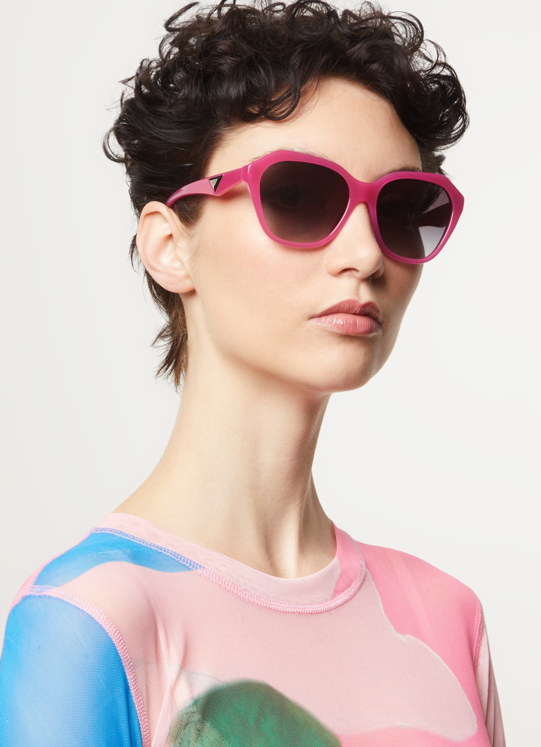 Armani Butterfly zonnebril EA4221 - voorkant 2 fuchsia