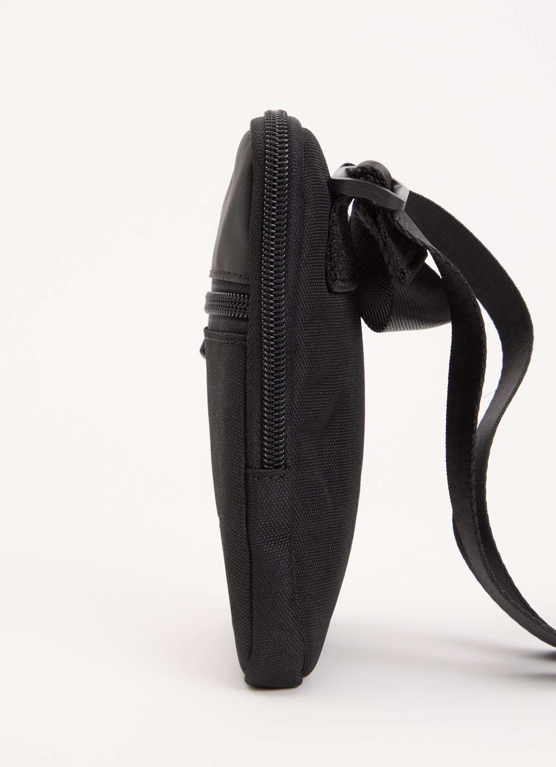 Armani Crossbodytas met logo en verstelbare schouderriem - detail 4 zwart
