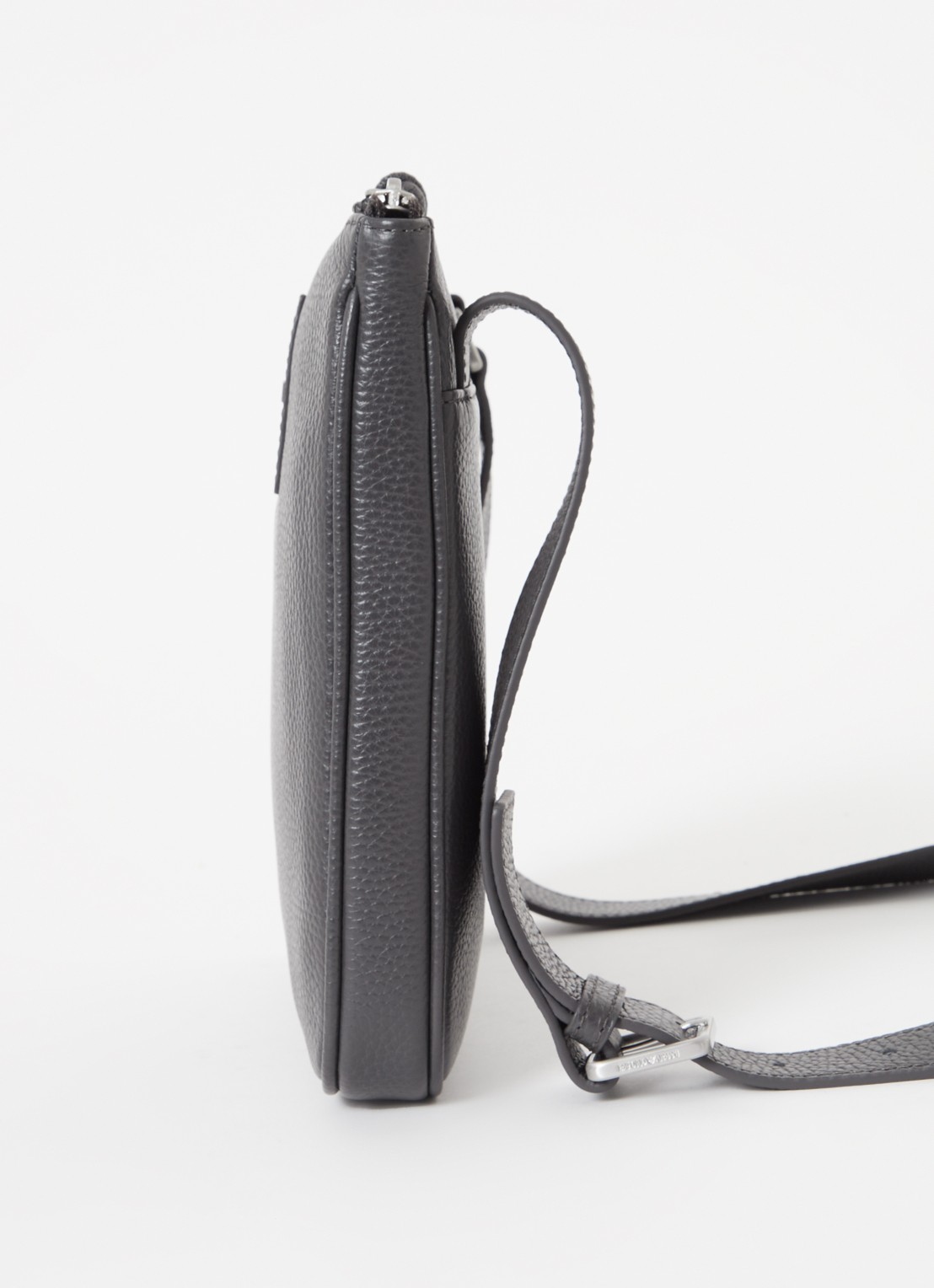 Armani Crossbodytas van leer met logo - detail 4 donkerbruin