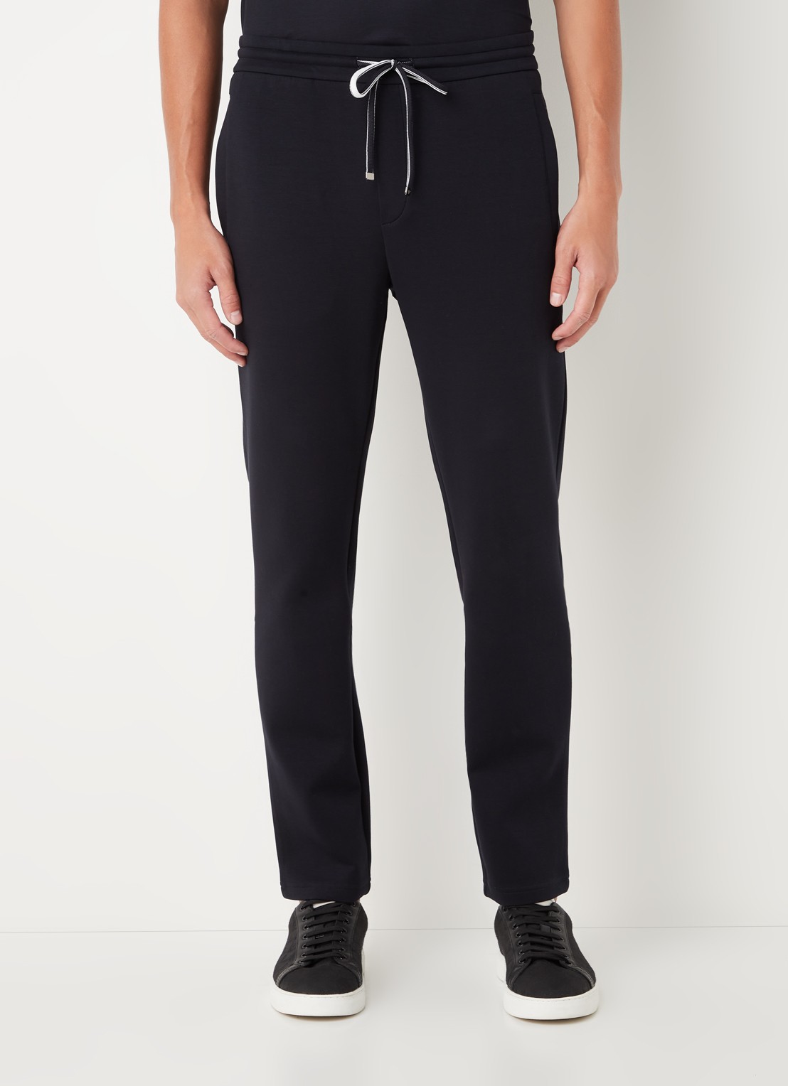 Armani Essential tapered fit joggingbroek met steekzakken - detail 3 donkerblauw