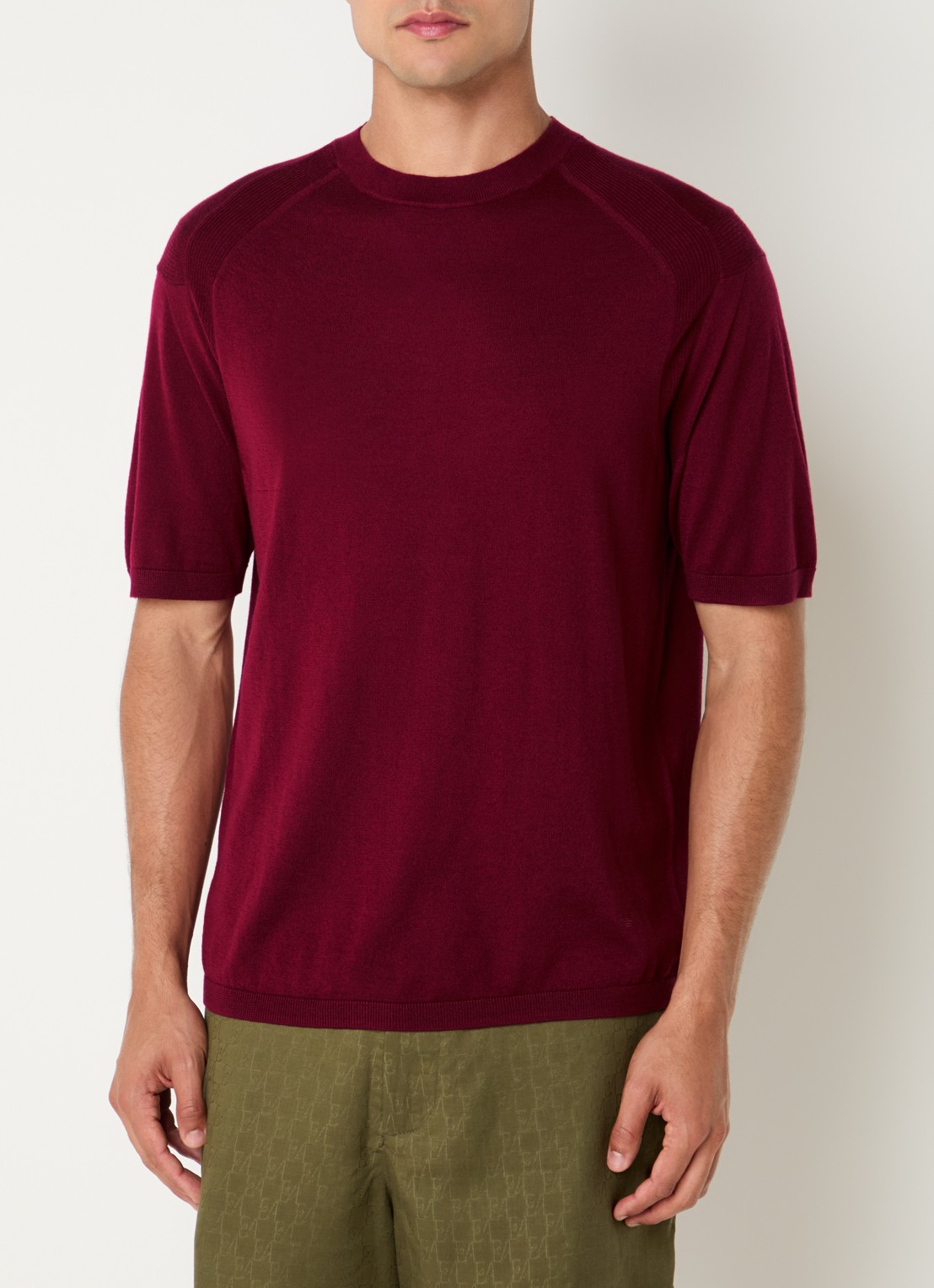 Armani Fijngebreid T-shirt in zijdeblend - detail 4 donkerrood
