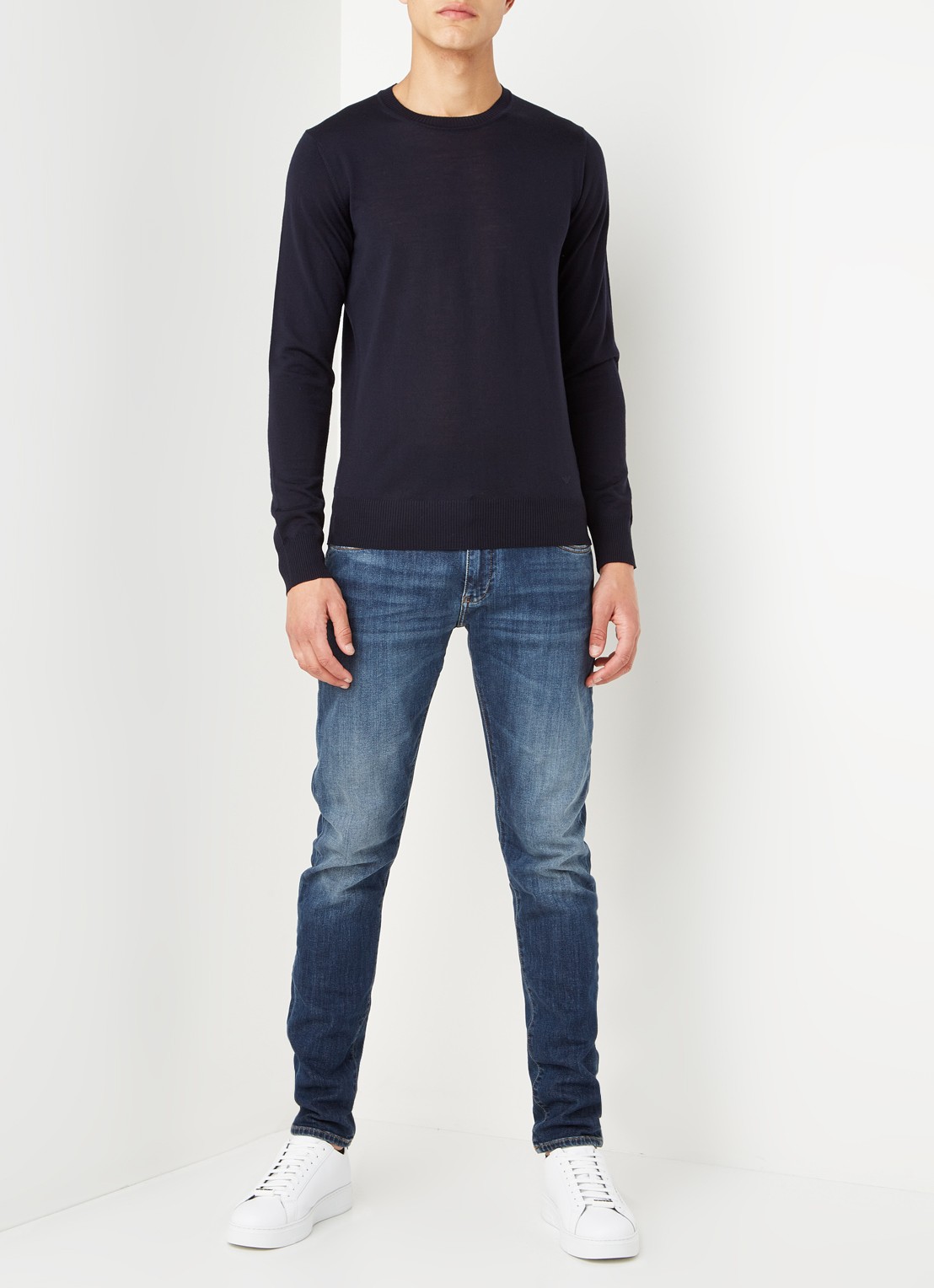 Armani Fijngebreide pullover van wol - voorkant 3 donkerblauw