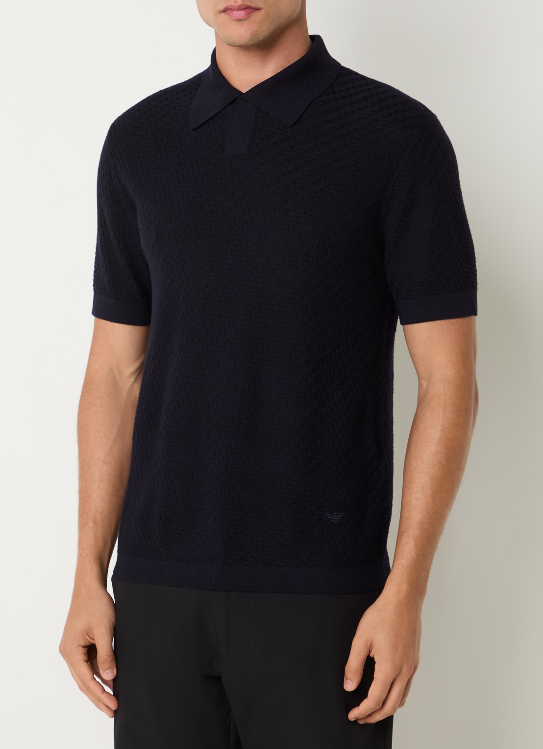 Armani Fijngebreide T-shirt in wolblend - detail 3 donkerblauw