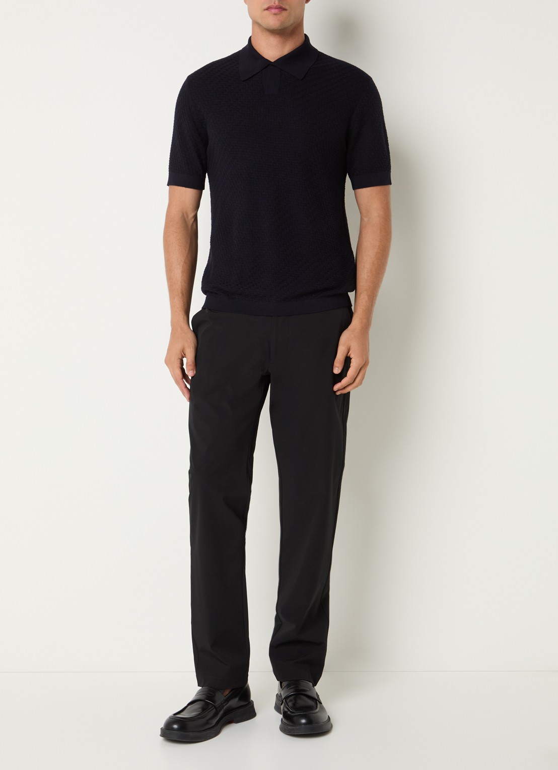Armani Fijngebreide T-shirt in wolblend - voorkant 2 donkerblauw