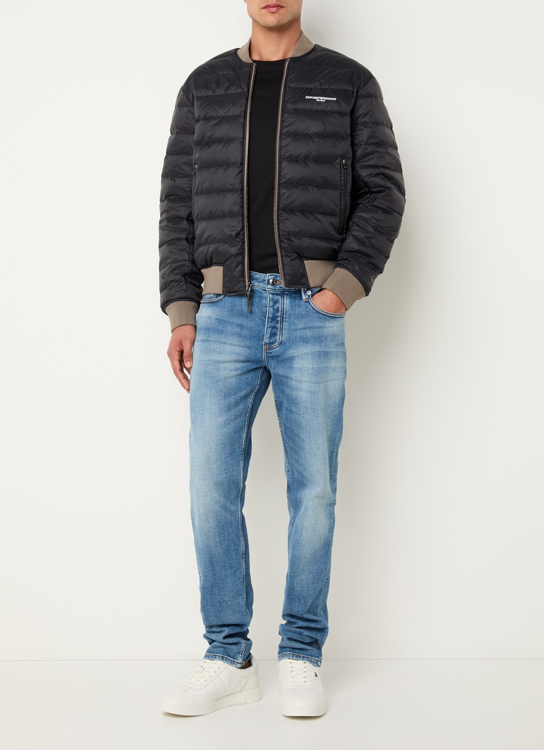 Armani Gewatteerd bomberjack met donsvulling en flockprint - voorkant 4 camel