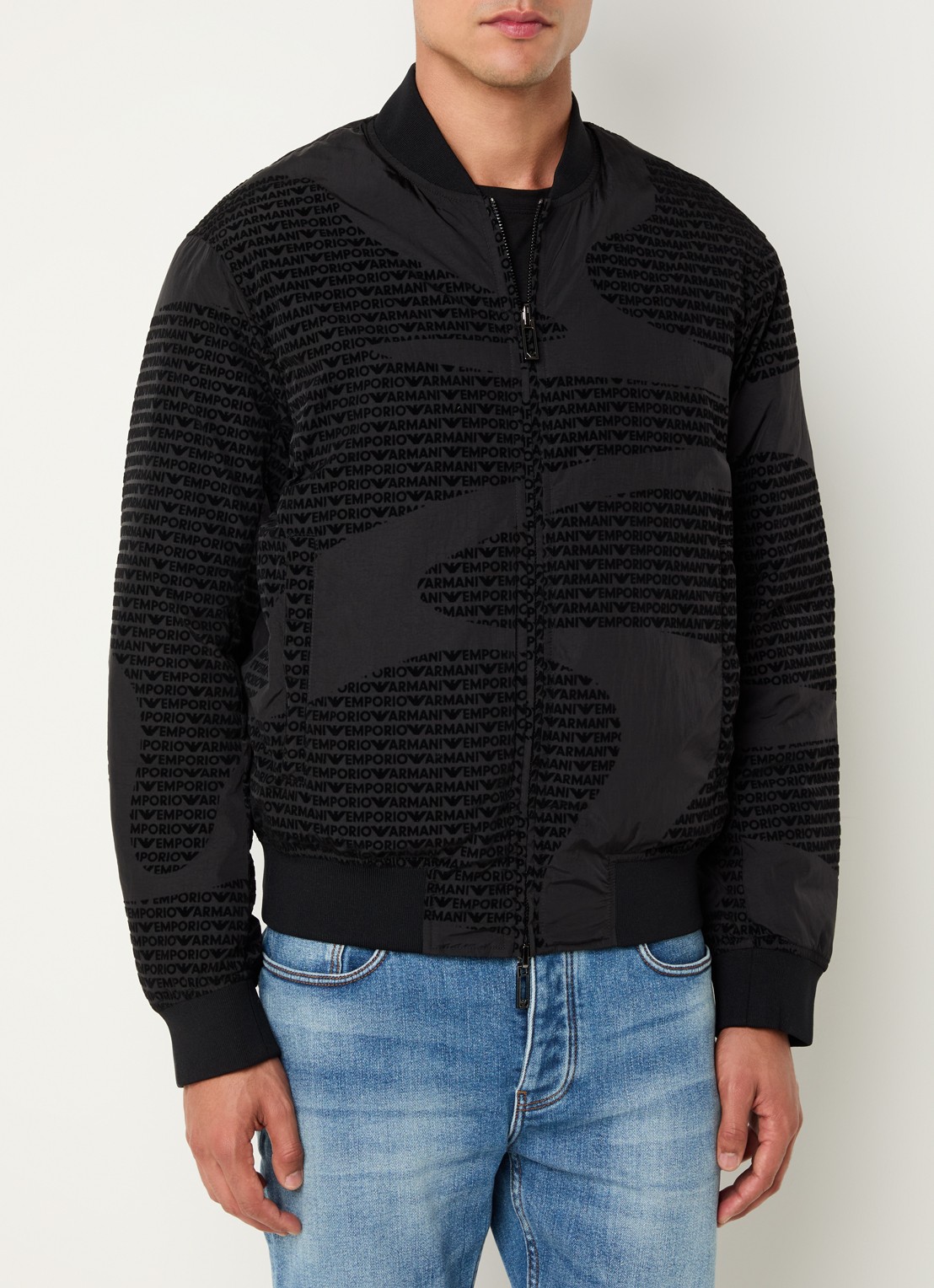 Armani Gewatteerd bomberjack met donsvulling en flockprint - detail 2 zwart