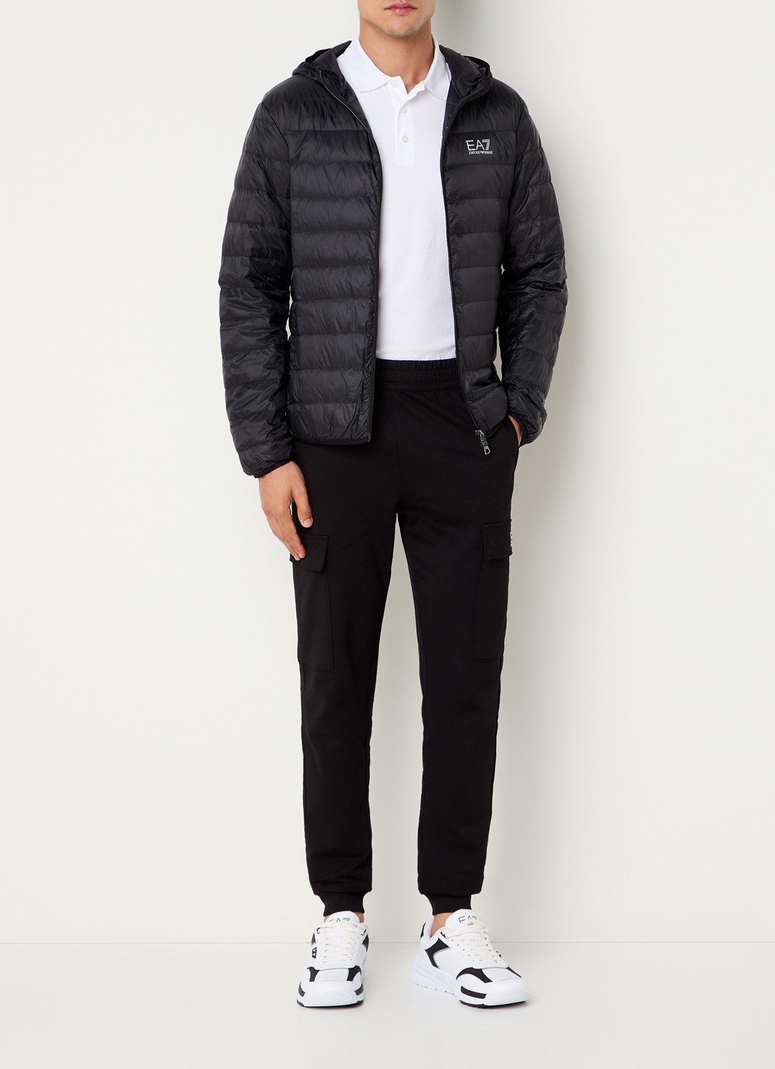 Armani Gewatteerd jack met donsvulling en logo - voorkant 4 zwart