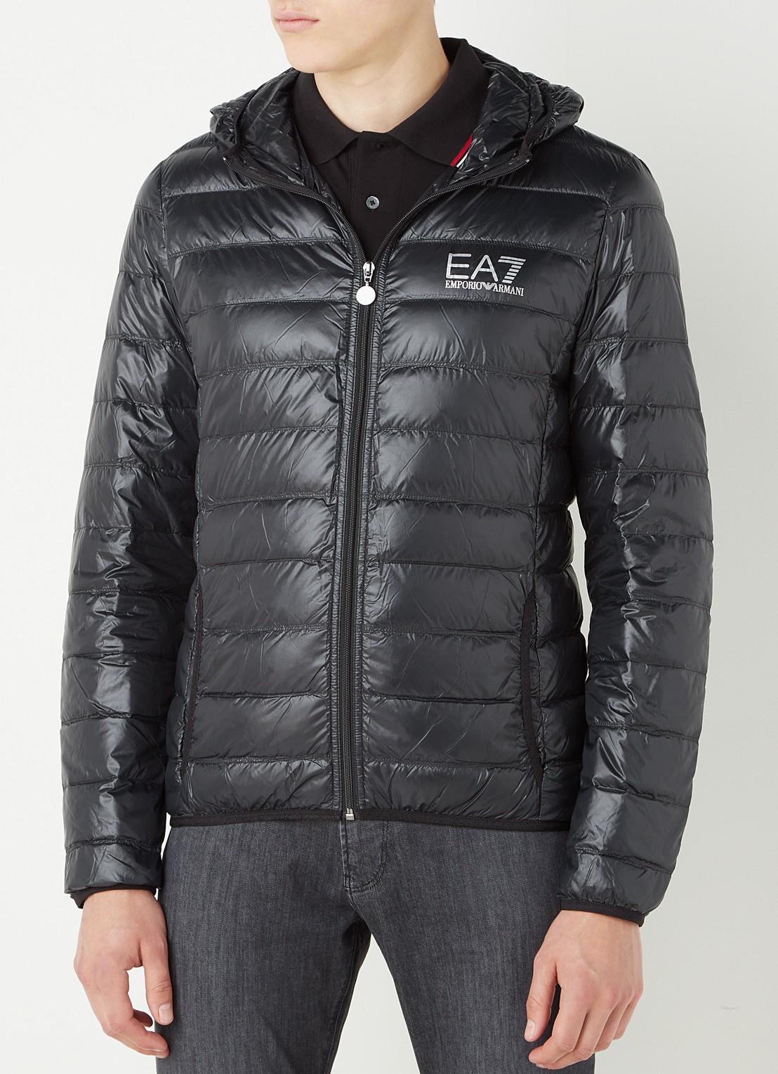 Armani Gewatteerd trainingsjack met donsvulling en logo - detail zwart