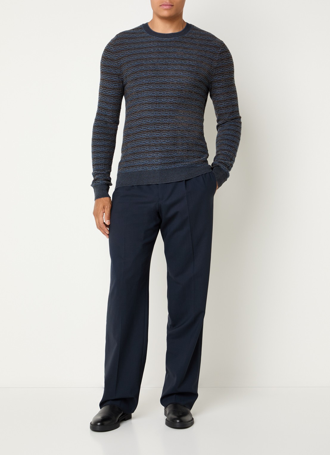 Armani Grofgebreide pullover in scheerwolblend - voorkant 2 staalblauw