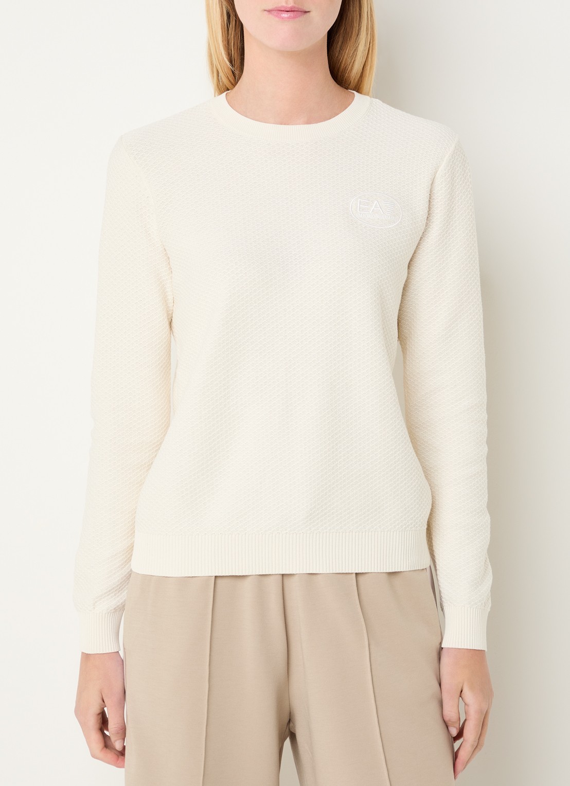 Armani Grofgebreide pullover met logo - detail 4 gebroken wit