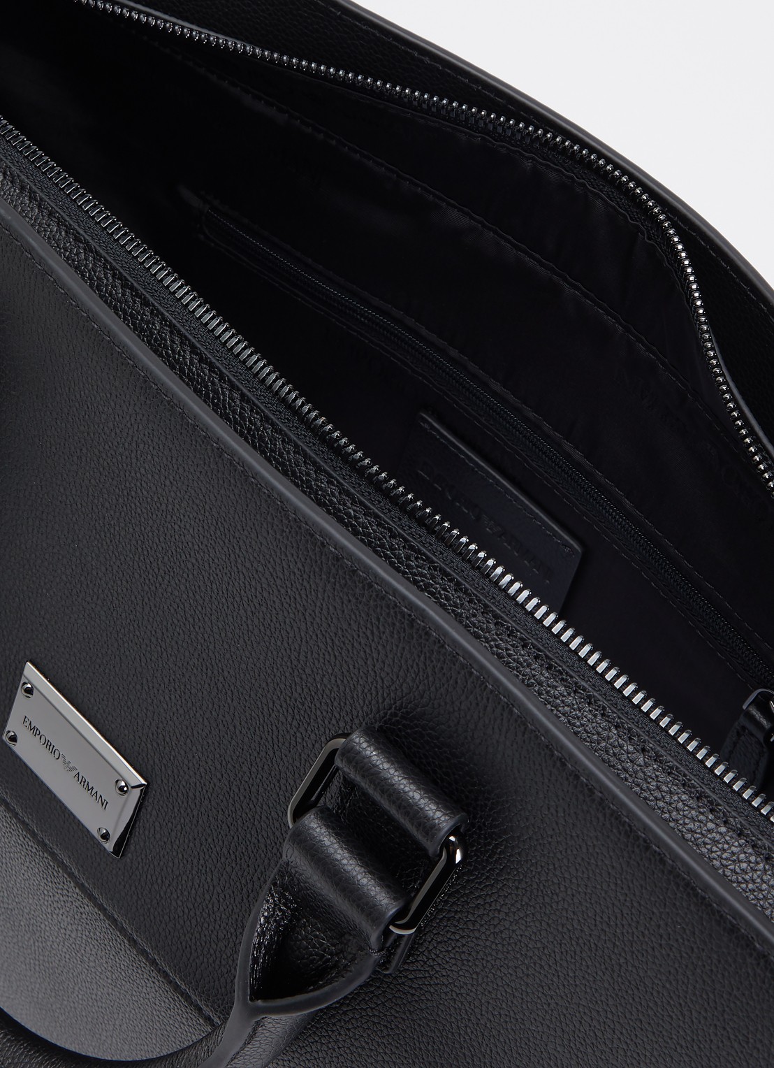 Armani Handtas van leer met afneembare schouderriem - detail 3 zwart