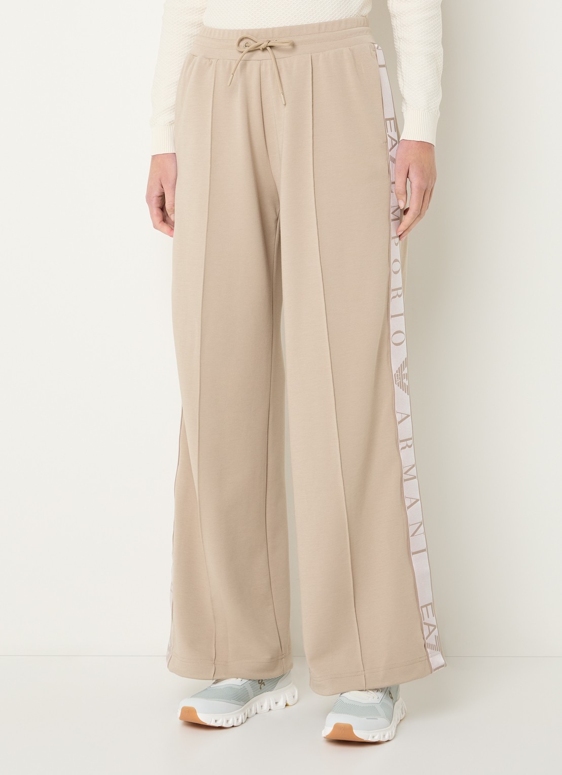 Armani High waist loose fit joggingsbroek met logo - detail 4 khaki