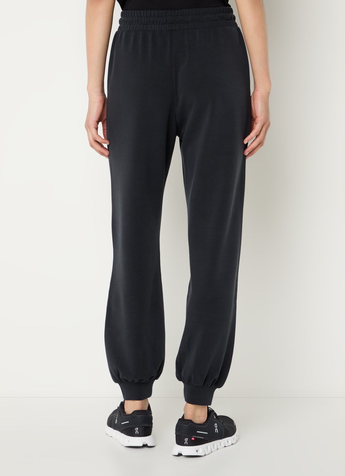 Armani High waist tapered fit joggingbroek met logo - achterkant 4 zwart