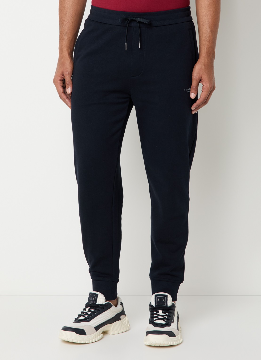 Armani High waist tapered fit joggingbroek met steekzakken - detail 4 donkerblauw