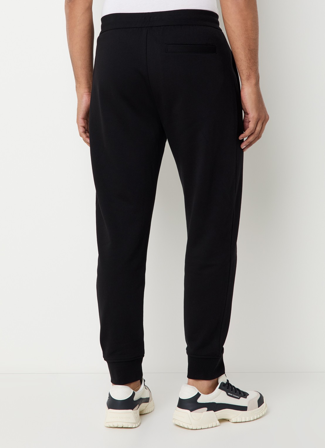 Armani High waist tapered fit joggingbroek met steekzakken - achterkant zwart