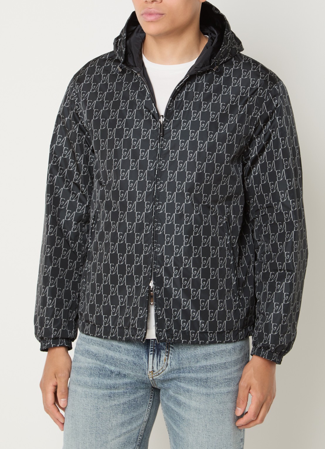 Armani Jack met logoprint en capuchon - detail donkerblauw