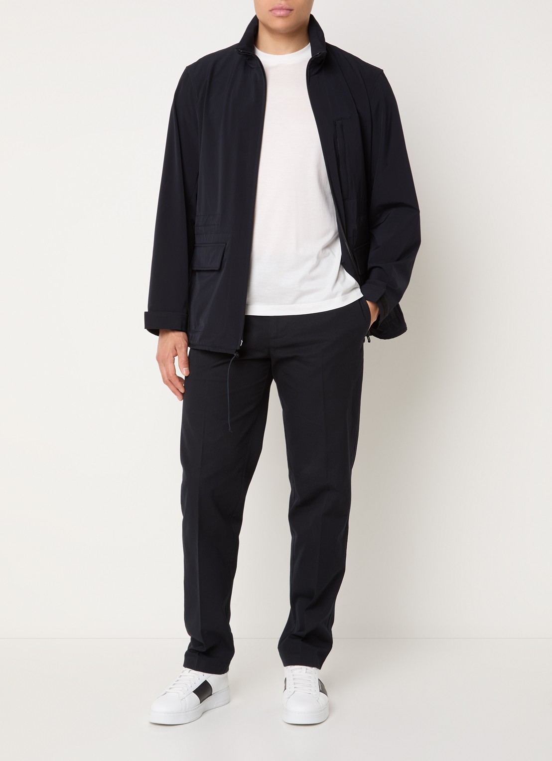 Armani Jack met opbergbare capuchon en klepzakken - voorkant 4 donkerblauw