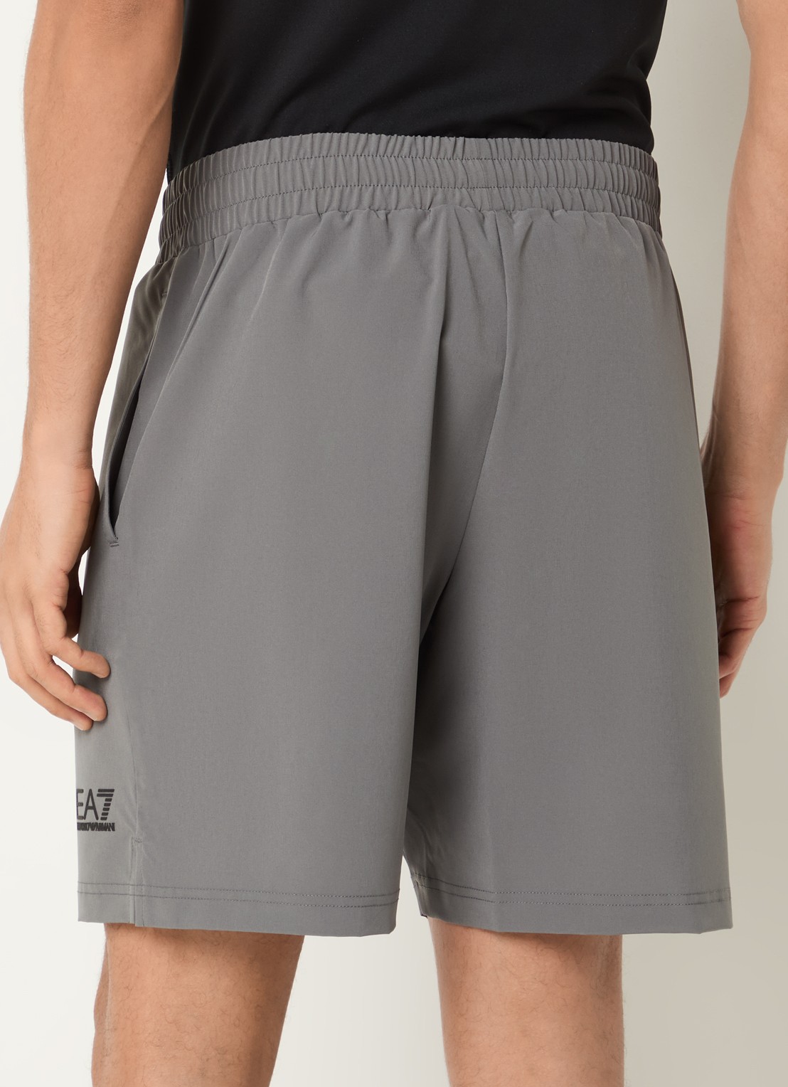 Armani Loose fit korte broek met logoprint en steekzakken - achterkant olijfgroen