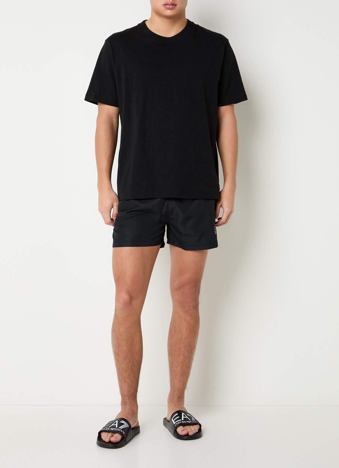 Armani Loose fit korte broek met logoprint en steekzakken - voorkant 3 zwart