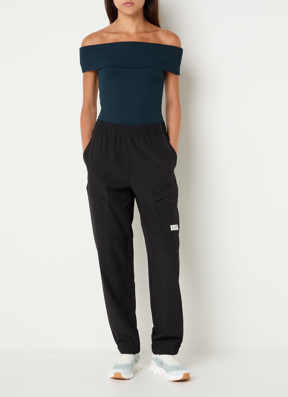 Armani Off Shoulder top met logo - voorkant 2 donkerblauw