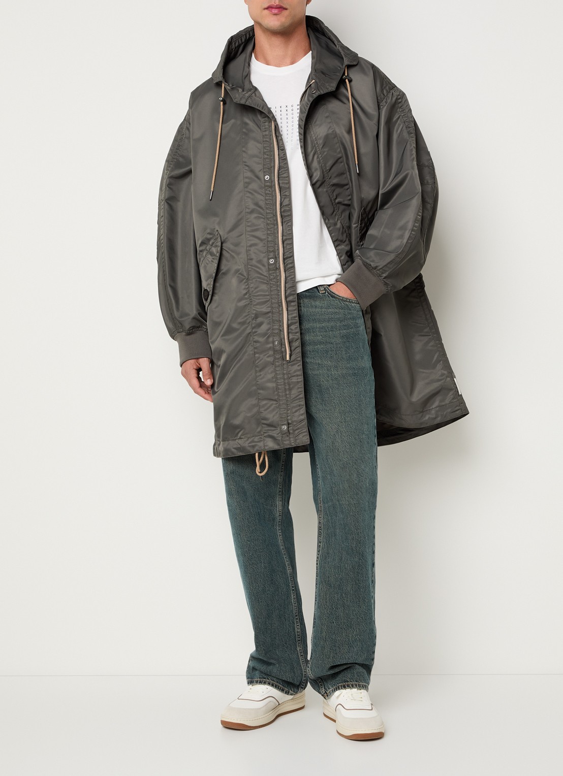 Armani Parka met capuchon - voorkant 2 taupe