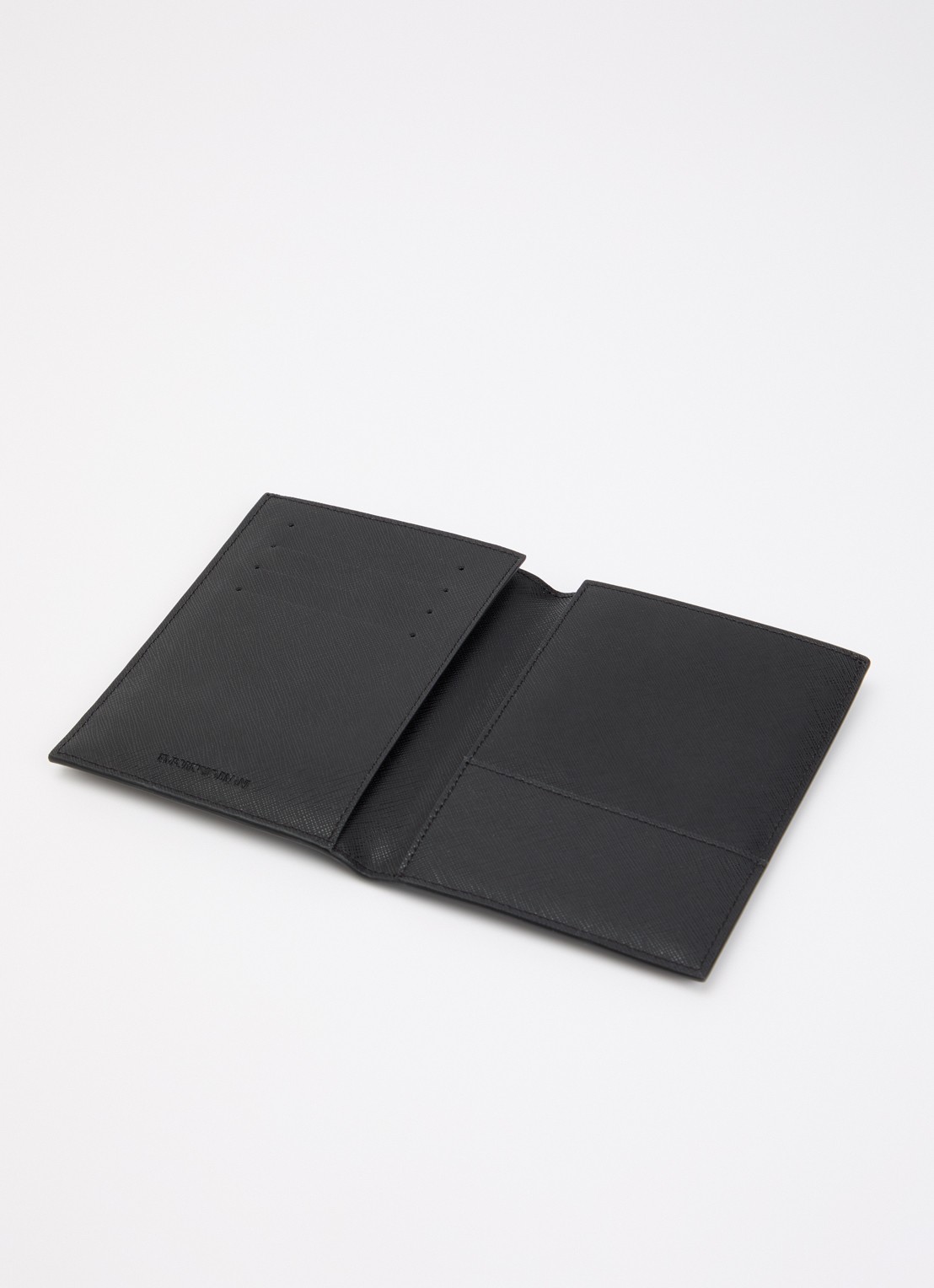 Armani Paspoortetui van imitatieleer - detail 3 zwart