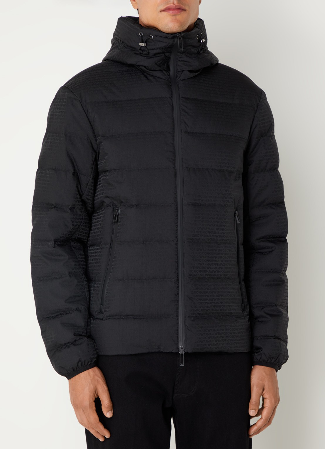 Armani Puffer jack met donsvulling en logoprint - detail 3 zwart