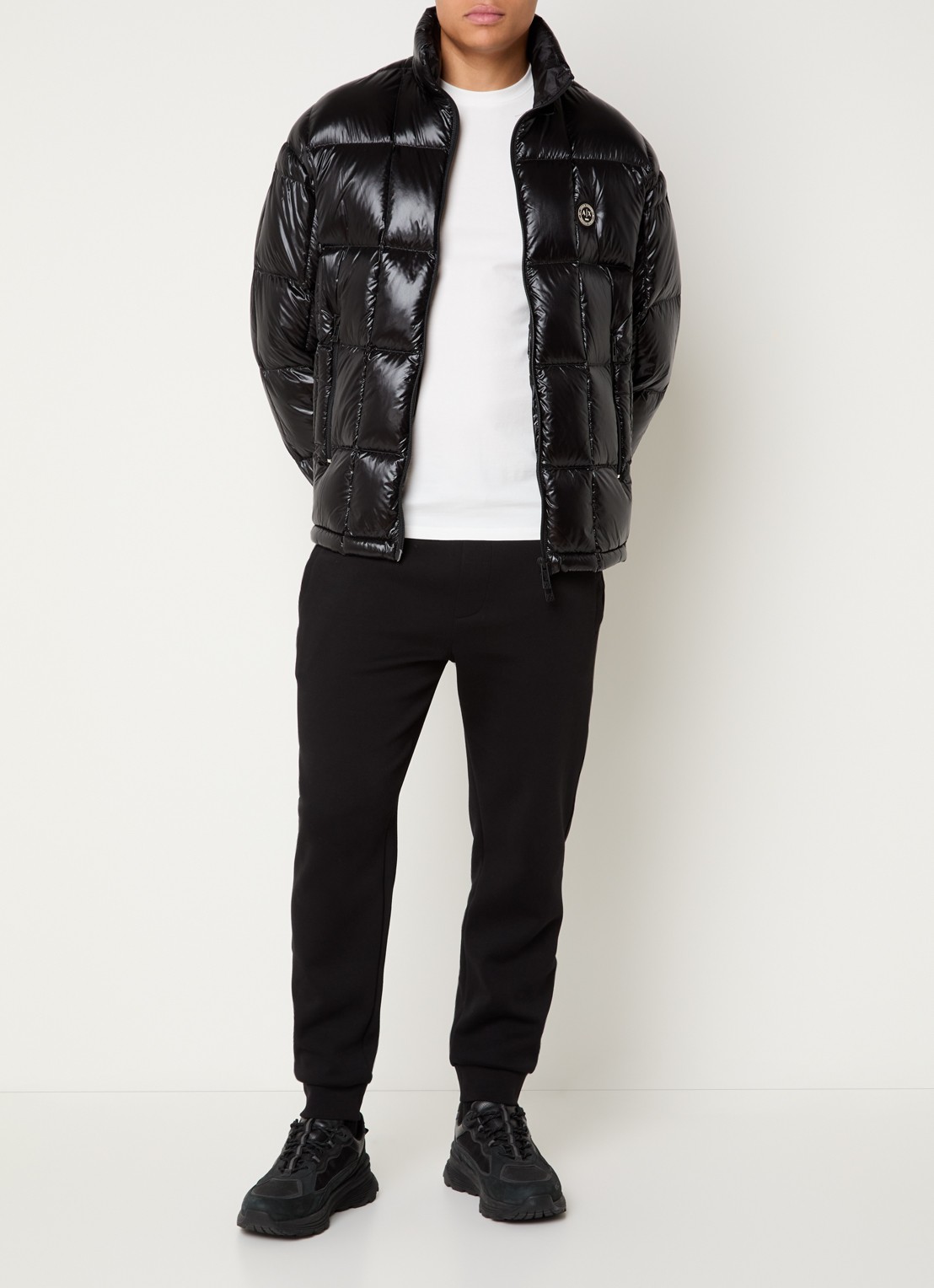 Armani Pufferjas met donsvulling en ritszakken - voorkant 2 black-uc001
