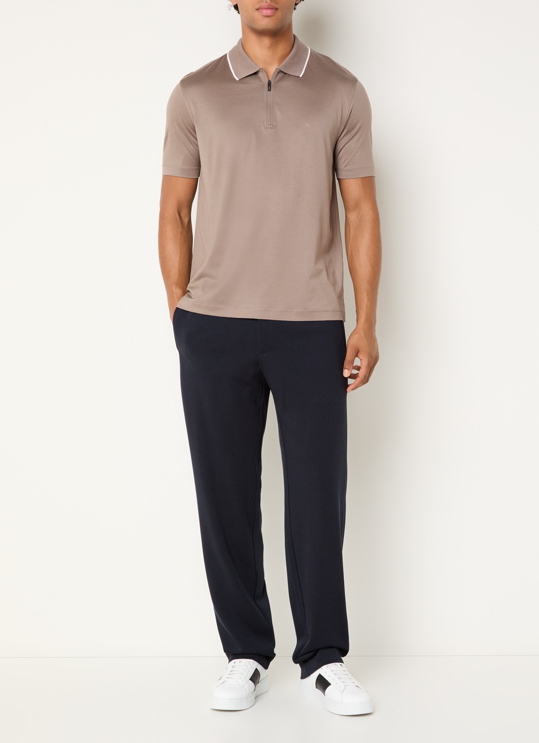Armani Regular fit polo met halve rits - voorkant 3 lichtbruin