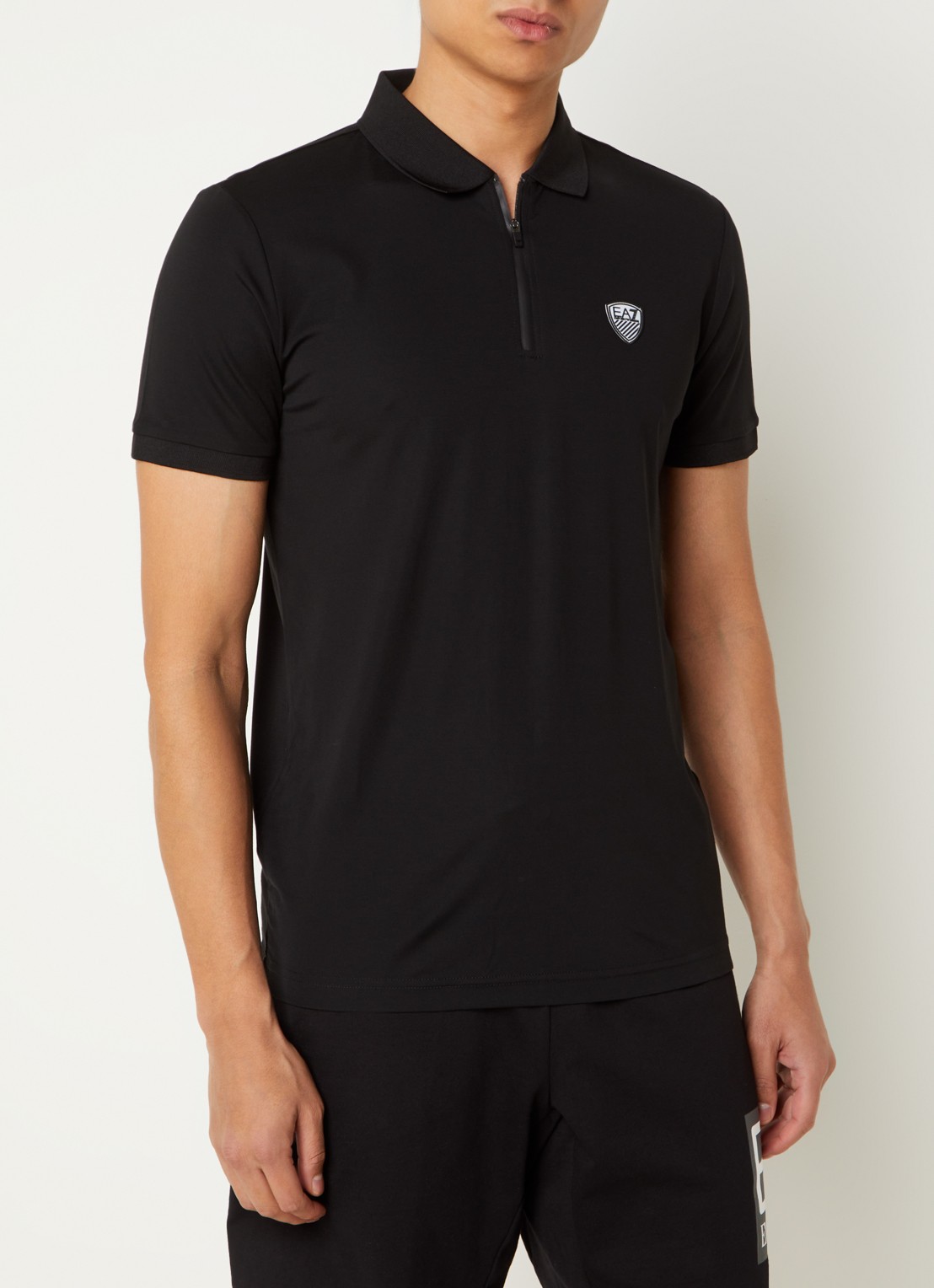 Armani Regular fit polo met logo en halve rits - detail 2 zwart