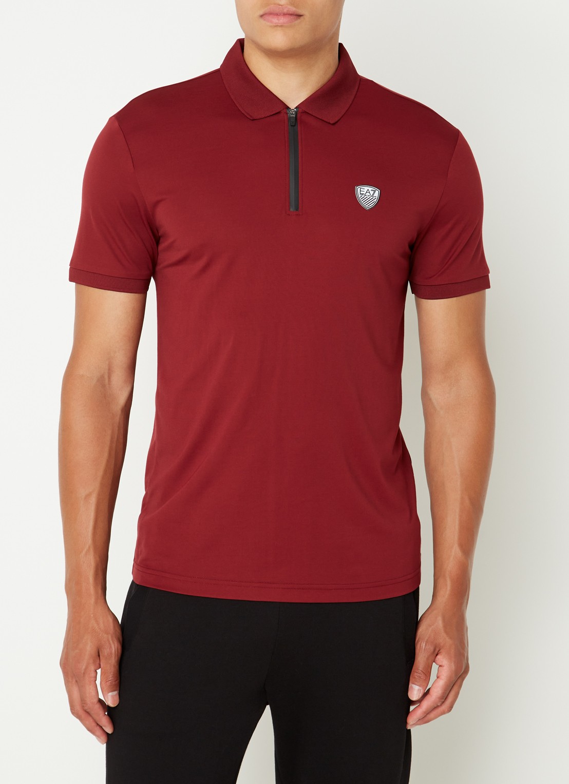 Armani Regular fit polo met logo en halve rits - detail 4 kastanjebruin