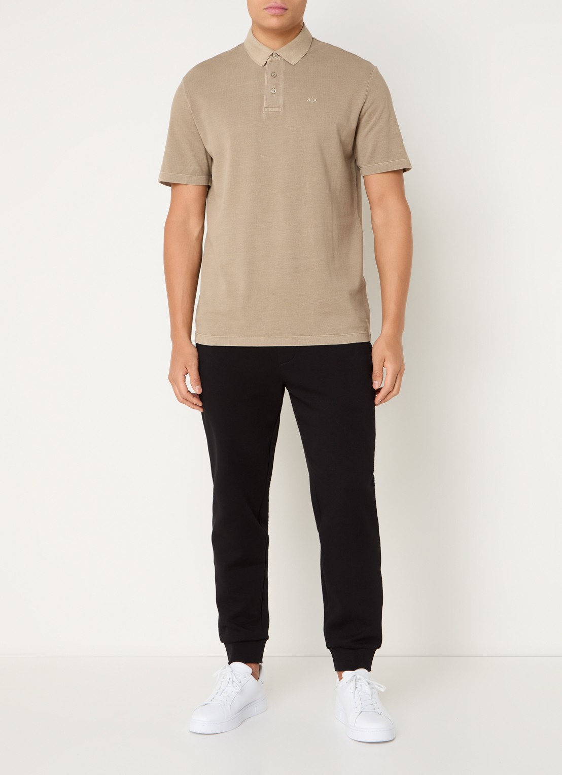 Armani Regular fit polo van piqué katoen met logoborduring - voorkant 3 zand