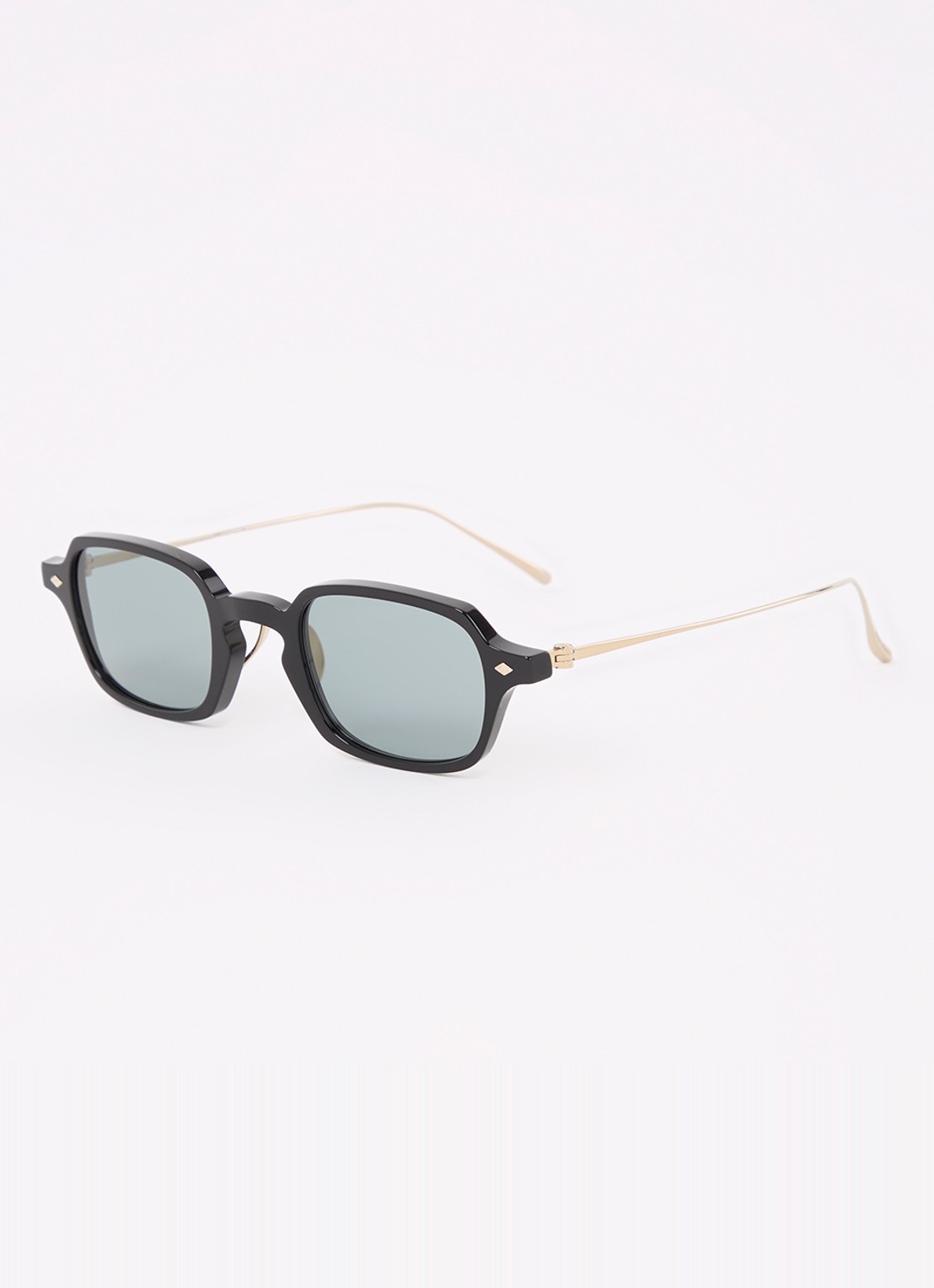 Armani Retro zonnebril AR8227T - voorkant 4 zwart