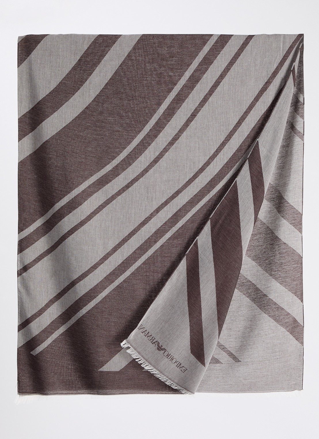 Armani Sjaal met print en logo 135 x 75 cm  - detail 2 bruin
