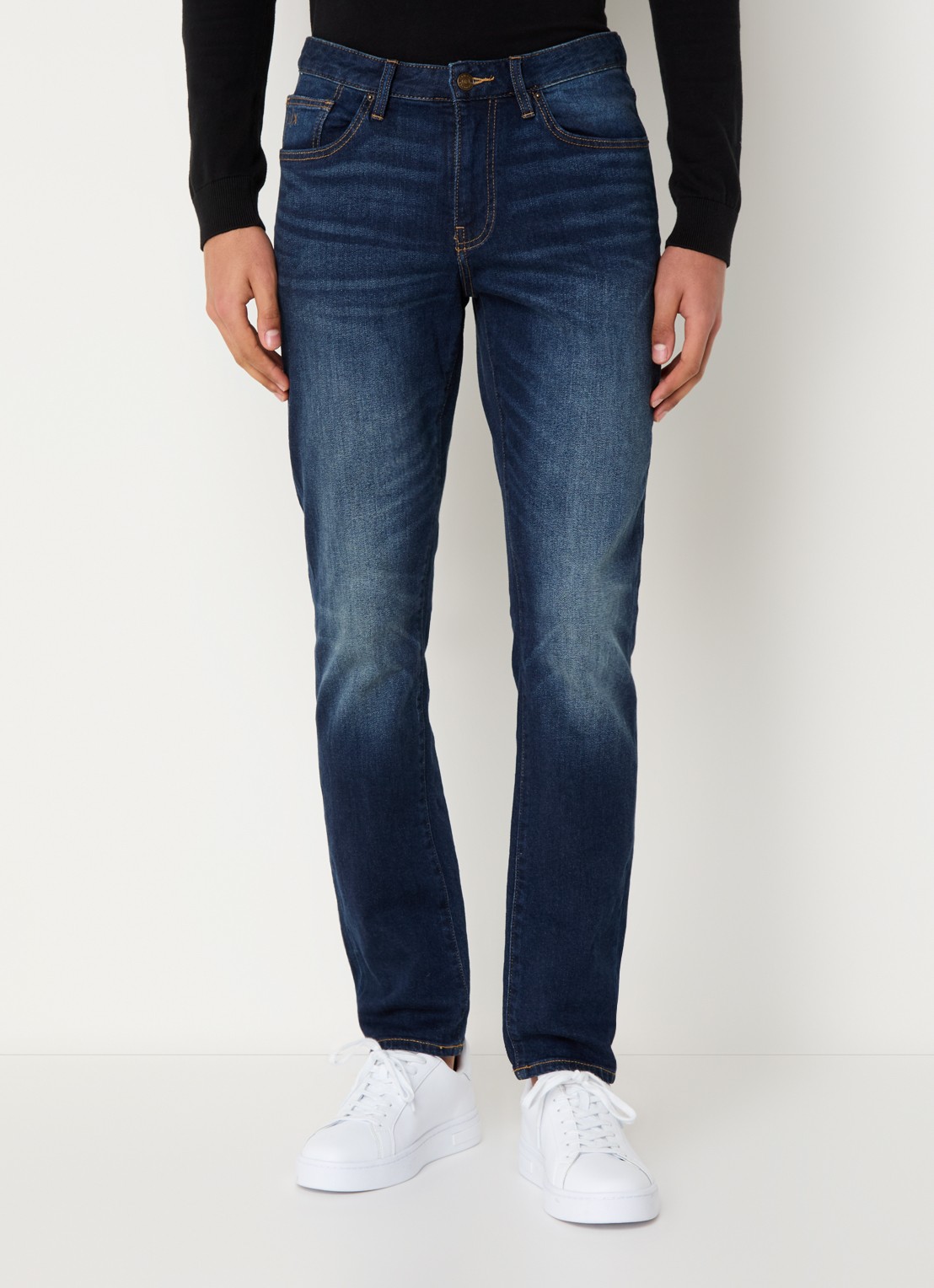 Armani Slim fit jeans met donkere wassing - detail 4 indigo