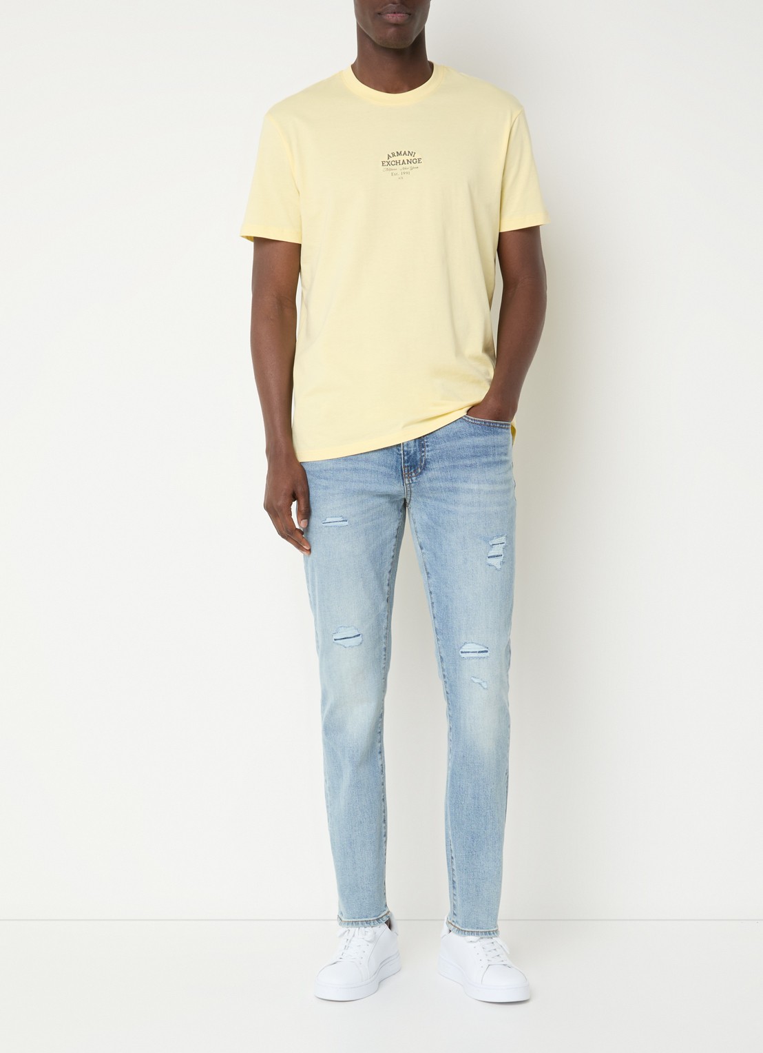 Armani Slim fit jeans met donkere wassing - voorkant 5 lichtblauw