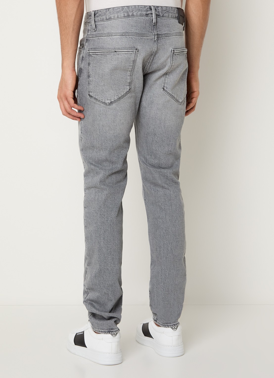 Armani Slim fit jeans met gekleurde wassing - achterkant 5 lichtgrijs