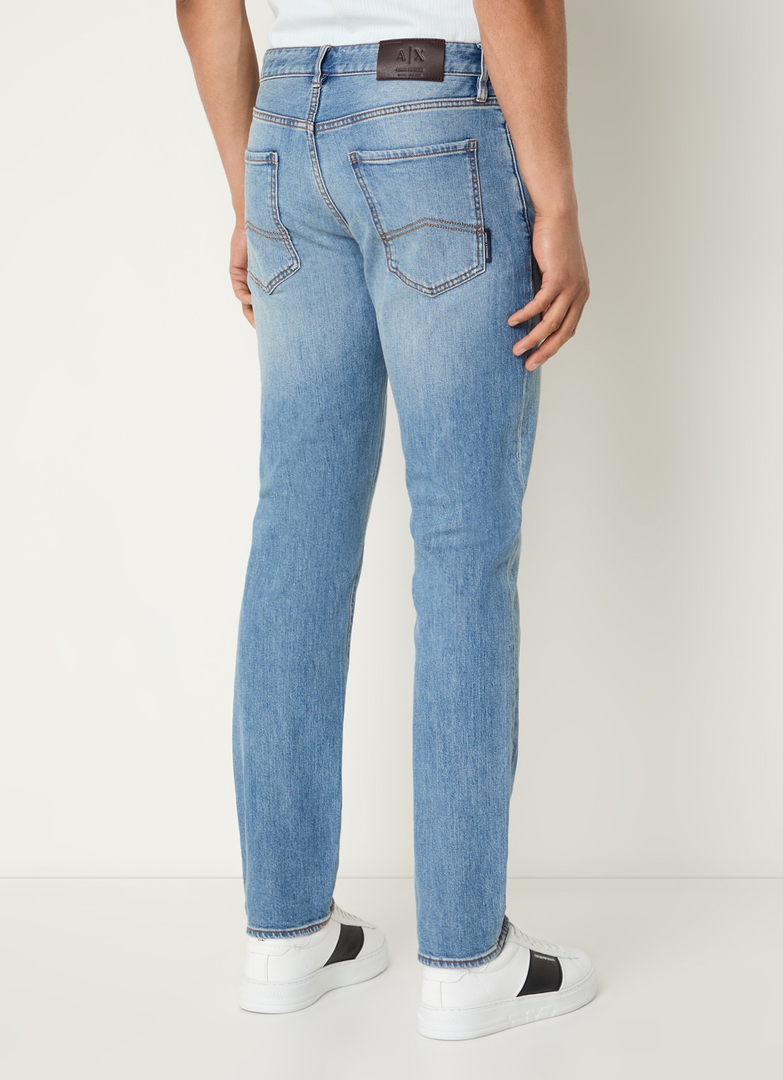 Armani Slim fit jeans met lichte wassing - achterkant indigo